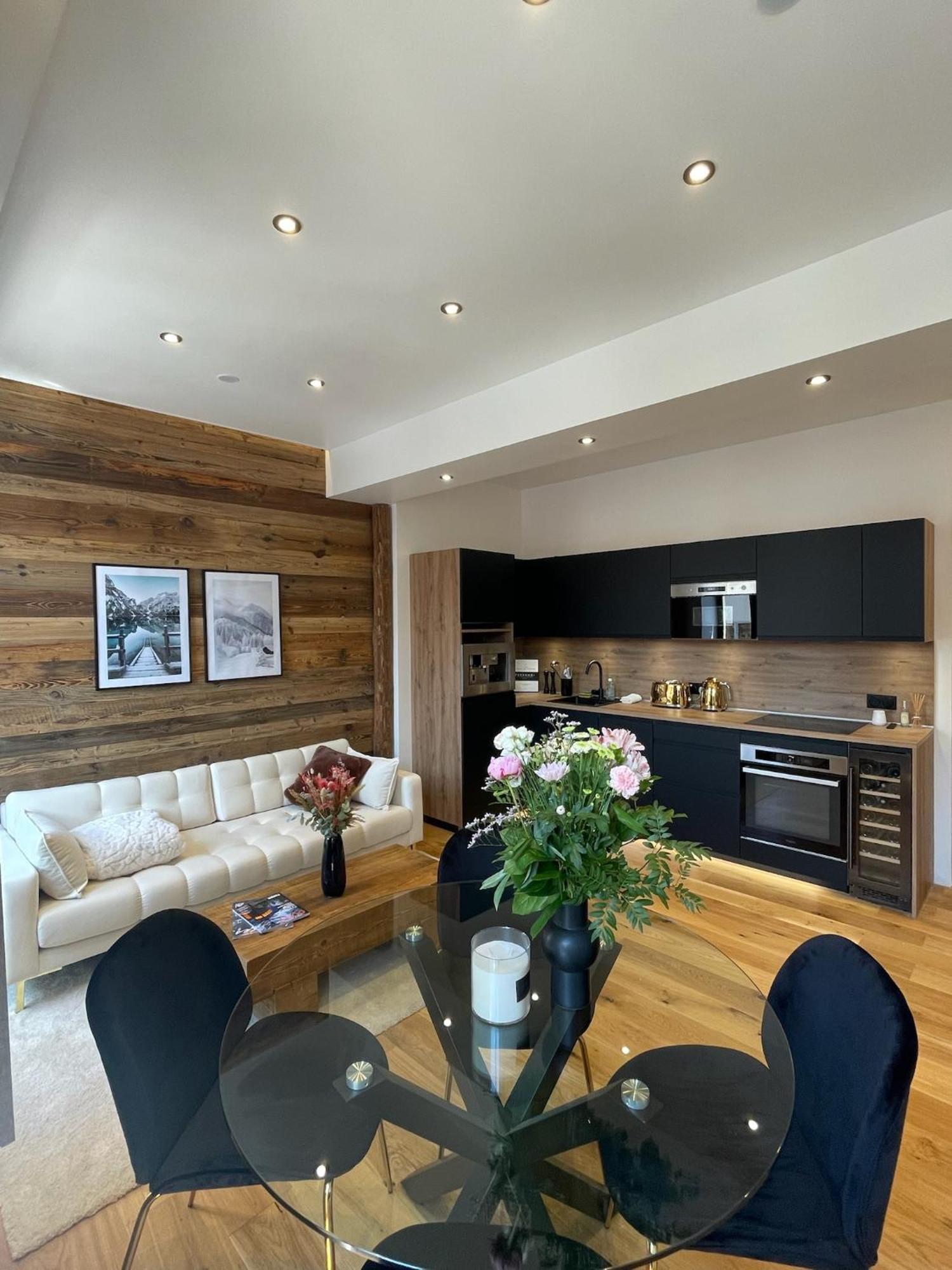 Le Chalet De L'Horloge ชองเบรี ภายนอก รูปภาพ